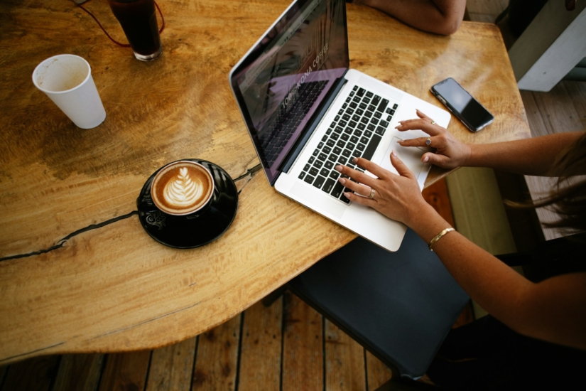 Essential Cafe Website Design Tips for Boosting Online Presence and Growth