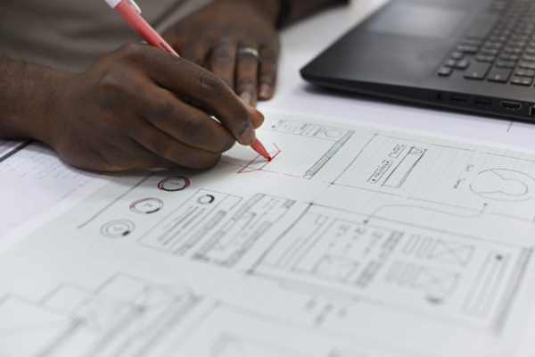 5 Useful Tips for Designing a Landing Page That Converts illustration